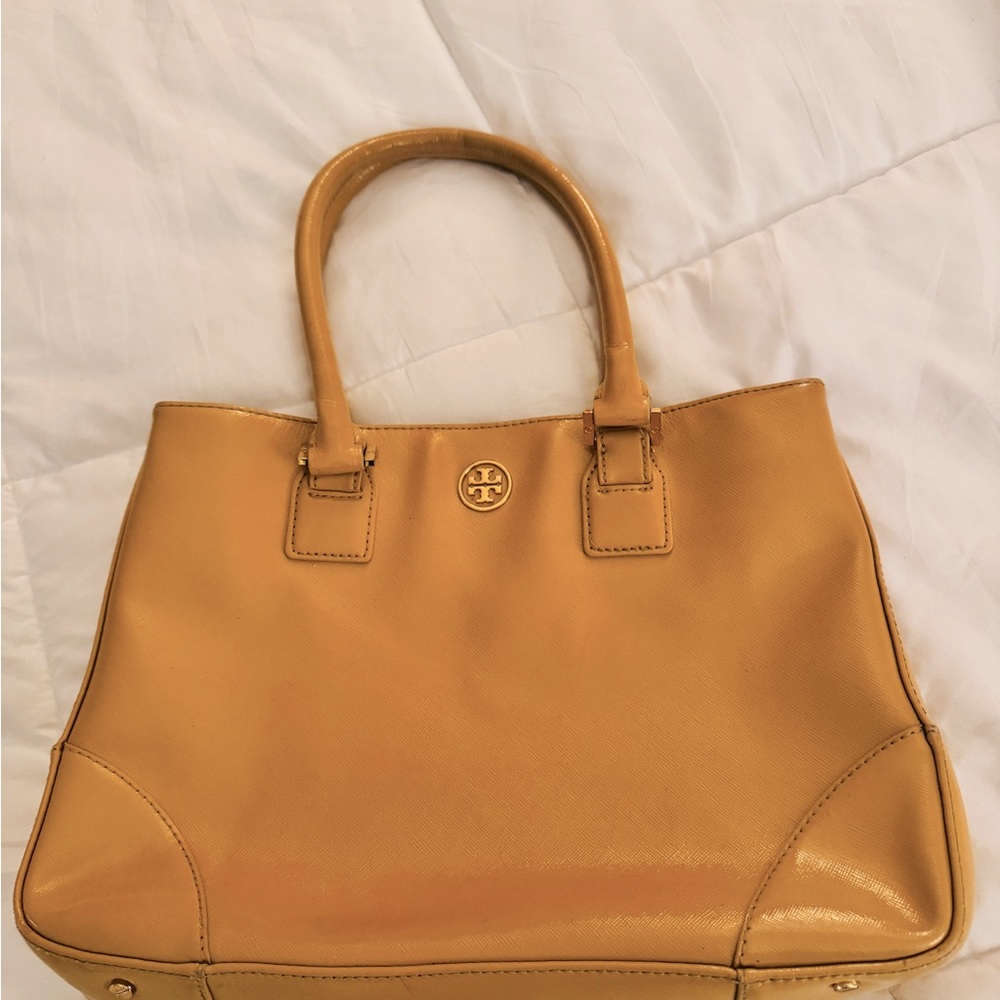 Tory Burch, Robinson East West Small, Camel Shoulder Tote Bag
